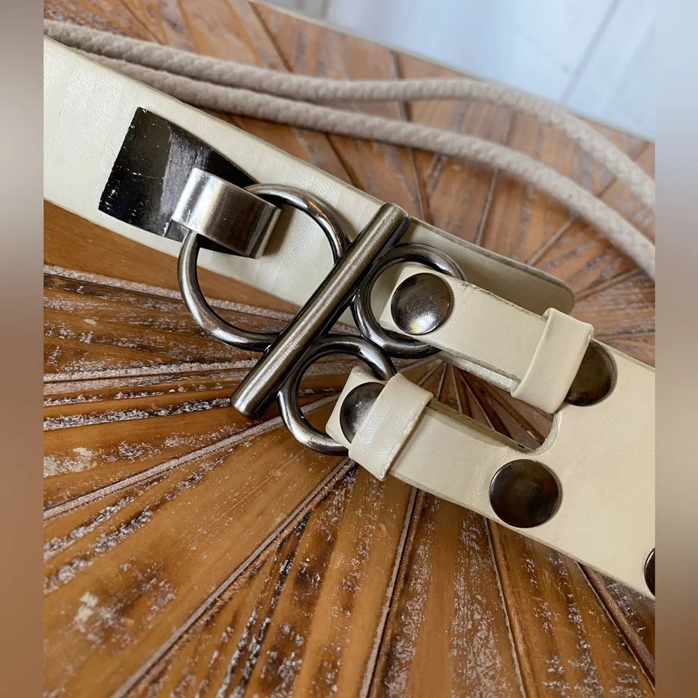 EUC Women’s Beige Faux Leather & Rope Belt - Picture 7 of 8